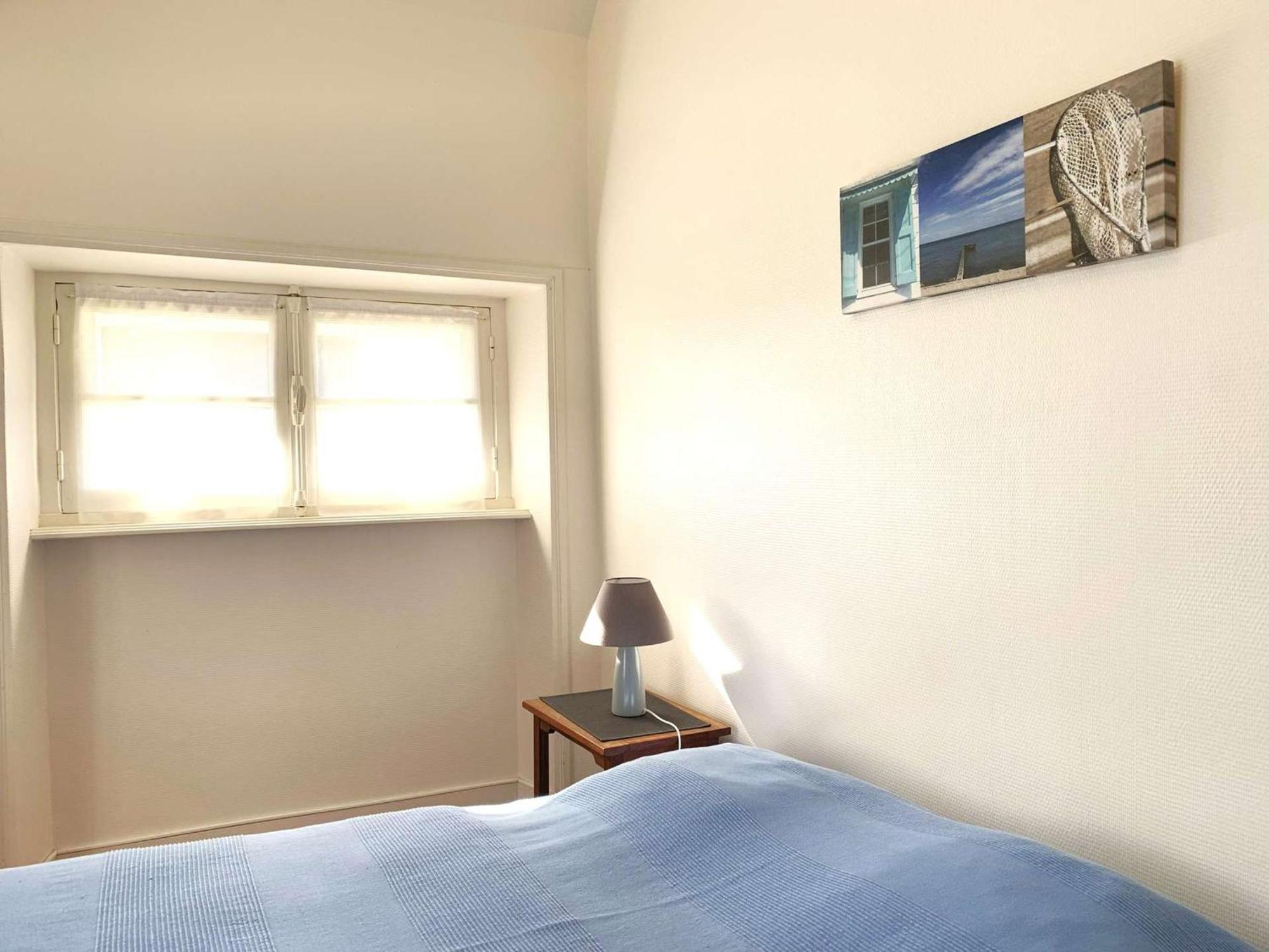 Maison De Caractere Avec Wifi Et Parking Proche Et Commerces - Fr-1-368-409 *
